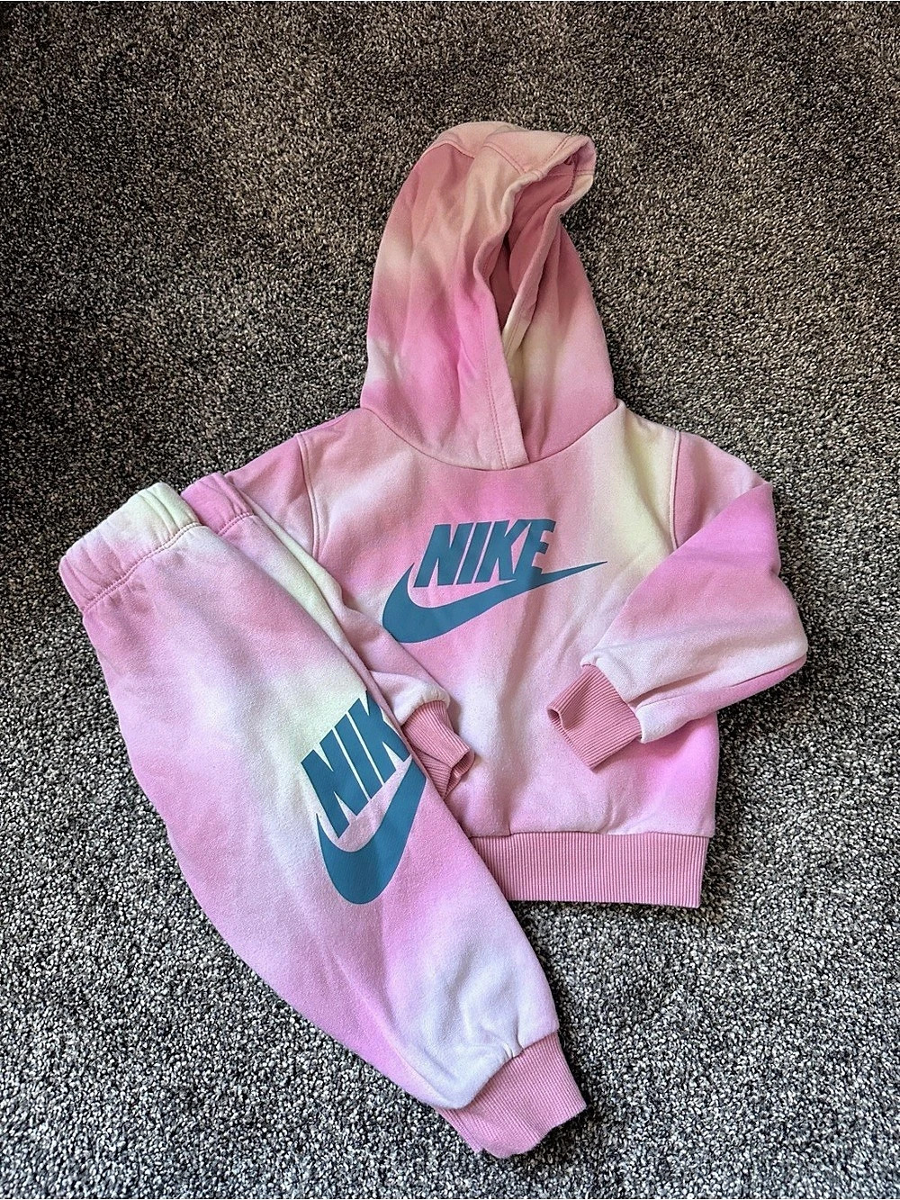 Nike Toddler Girls Pastel Tie Dye 2-Piece Hoodie and Joggers Set Hoodie Joggers
